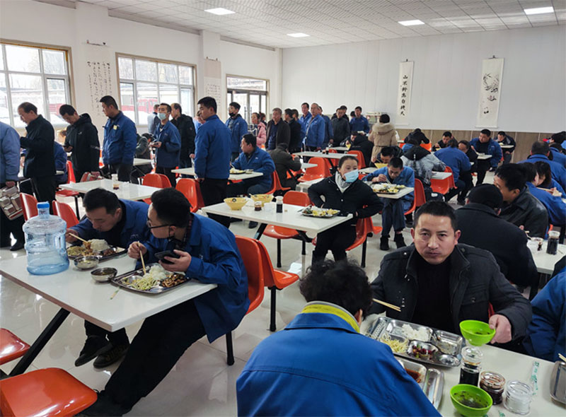 為民服務(wù)辦實(shí)事 盡心盡力解難題 為民服務(wù)辦實(shí)事 盡心盡力解難題