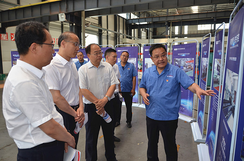 甘肅省人大常委會考察組一行來星火機床公司調(diào)研