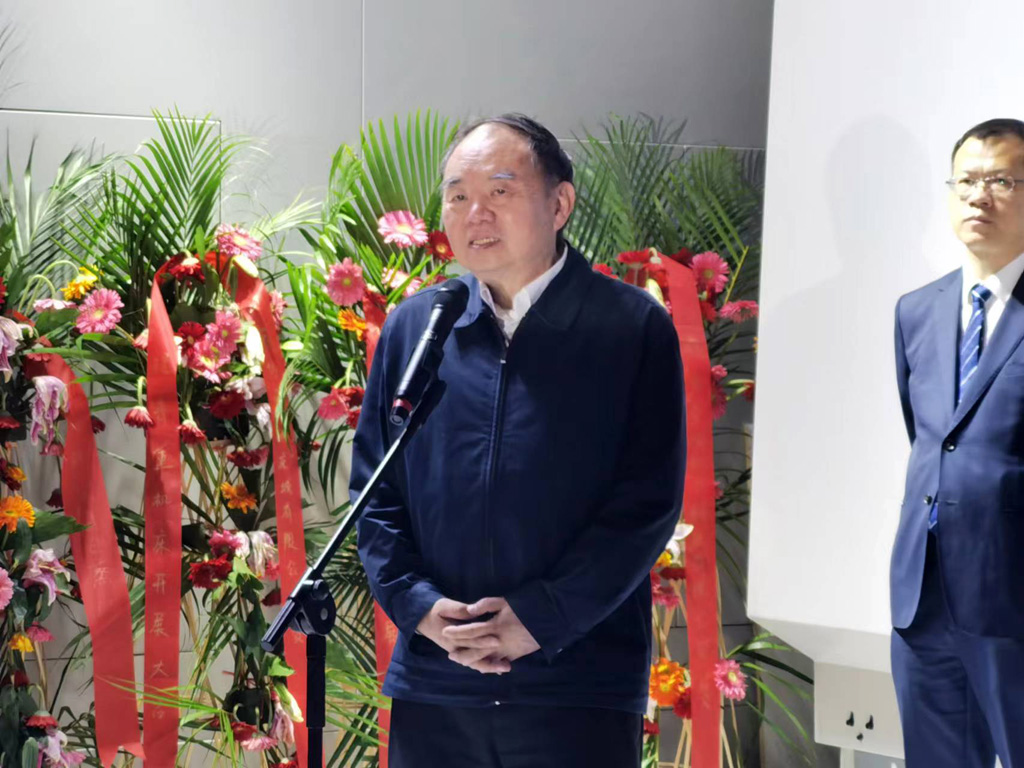 星火機(jī)床與華中數(shù)控簽訂戰(zhàn)略合作協(xié)議 星火機(jī)床與華中數(shù)控簽訂戰(zhàn)略合作協(xié)議