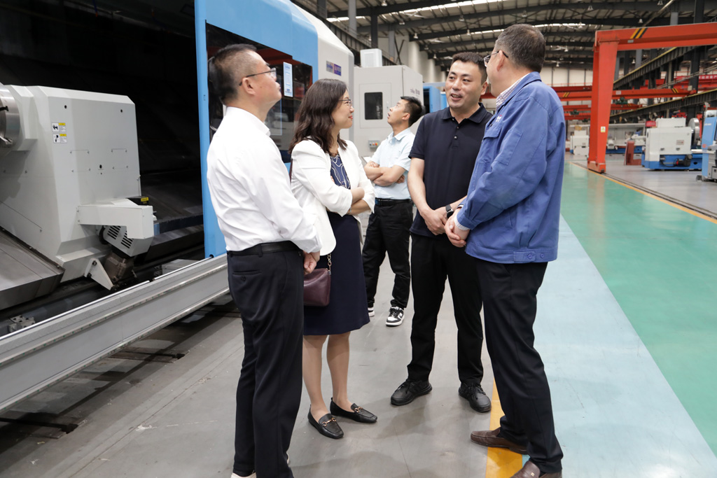 探尋合作契機(jī) 共謀跨越發(fā)展 光大銀行、中科中藍(lán)、中國通用技術(shù)集團(tuán)等企業(yè)領(lǐng)導(dǎo)組成的考察組考察星火公司