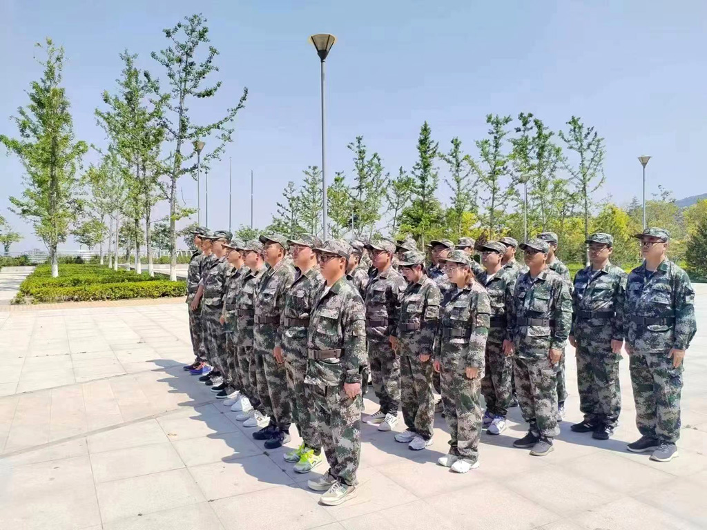 星火機(jī)床公司職工參加2023年度天水市民兵應(yīng)急營集訓(xùn)