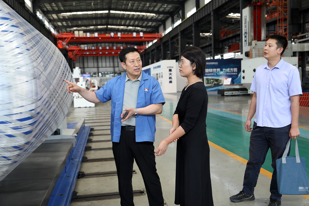 西安航空基地產(chǎn)業(yè)促進(jìn)中心領(lǐng)導(dǎo)蒞臨星火機床公司參觀考察