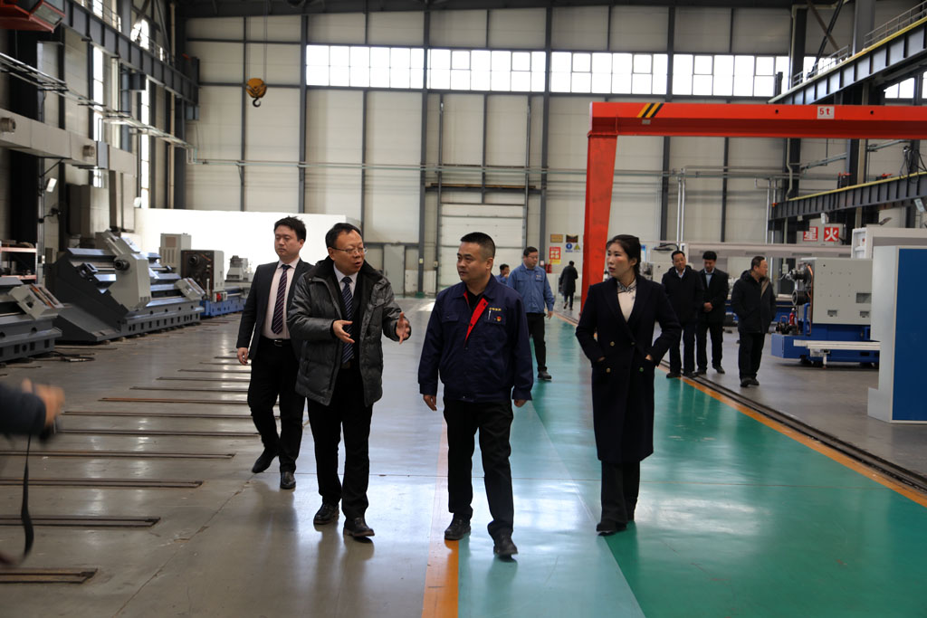 永道控股集團總裁文慧銘一行來星火數(shù)控考察