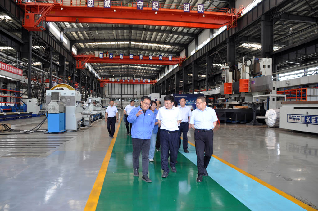 省農信聯(lián)社副主任王小軍一行來星火數(shù)控公司調研